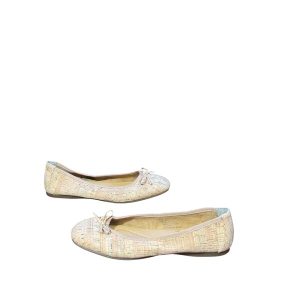 Women's Born leather flats size 9.5 - Picture 1 of 6